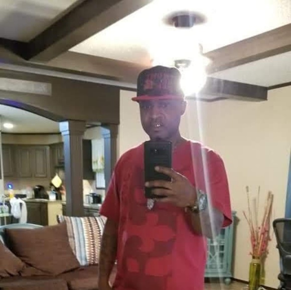 Meet your Posher, Chris - Picture 3 of 8